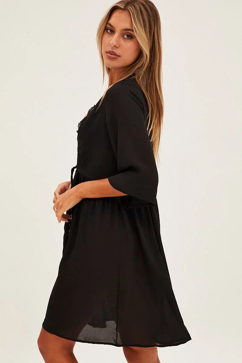 Black Tie Front Lace Kimono
