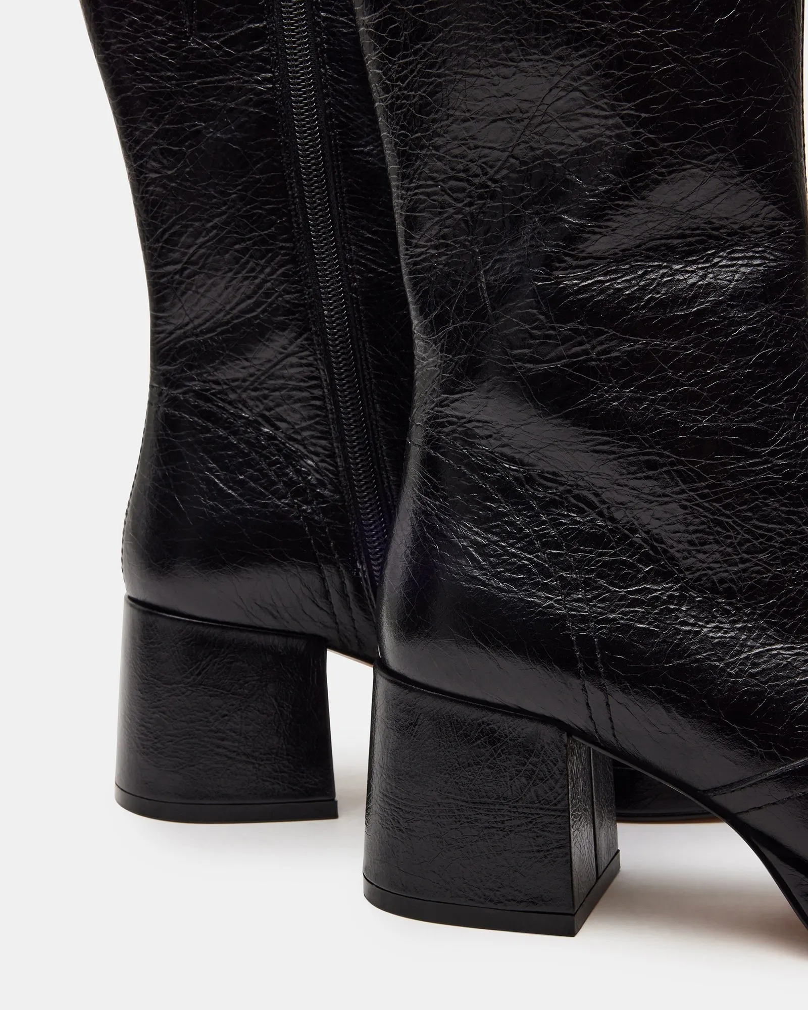 BRENTWOOD BLACK LEATHER - SM REBOOTED