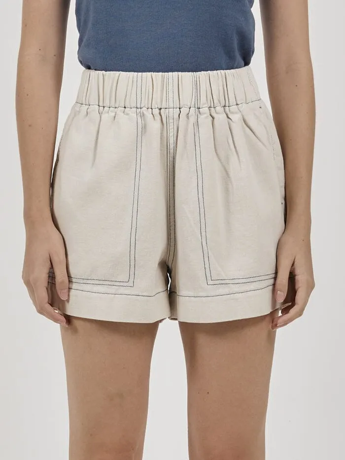 Ease Utility Short - Vintage Bone / Botanical Blue