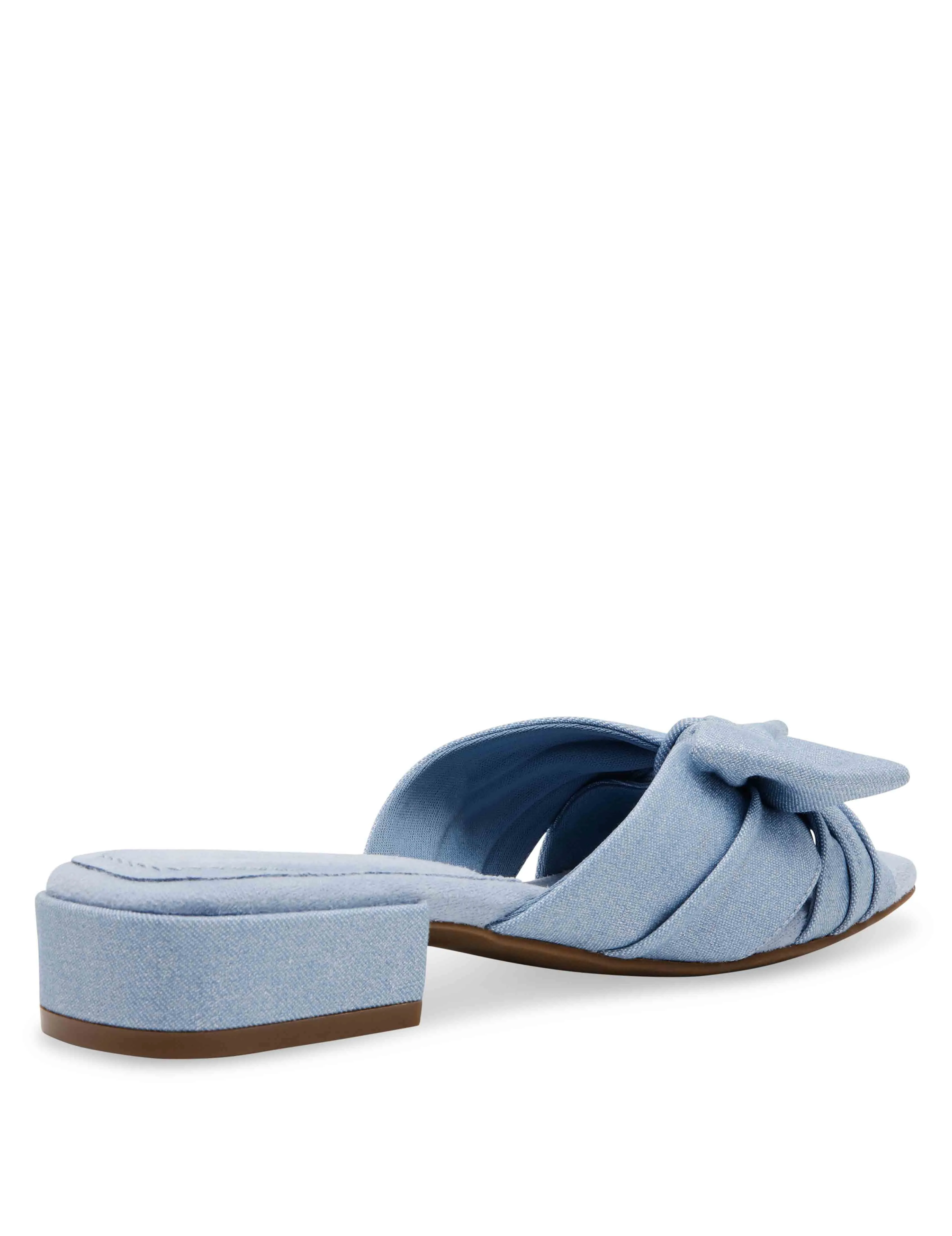Liz Sandal