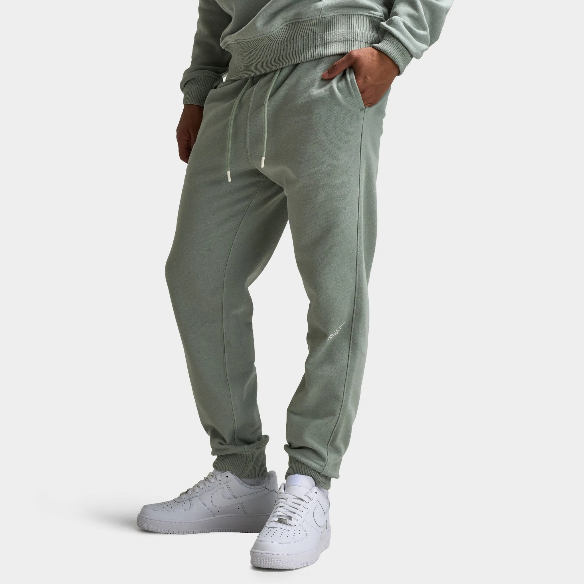 Nike Club Joggers Refined Jade Horizon / Sail