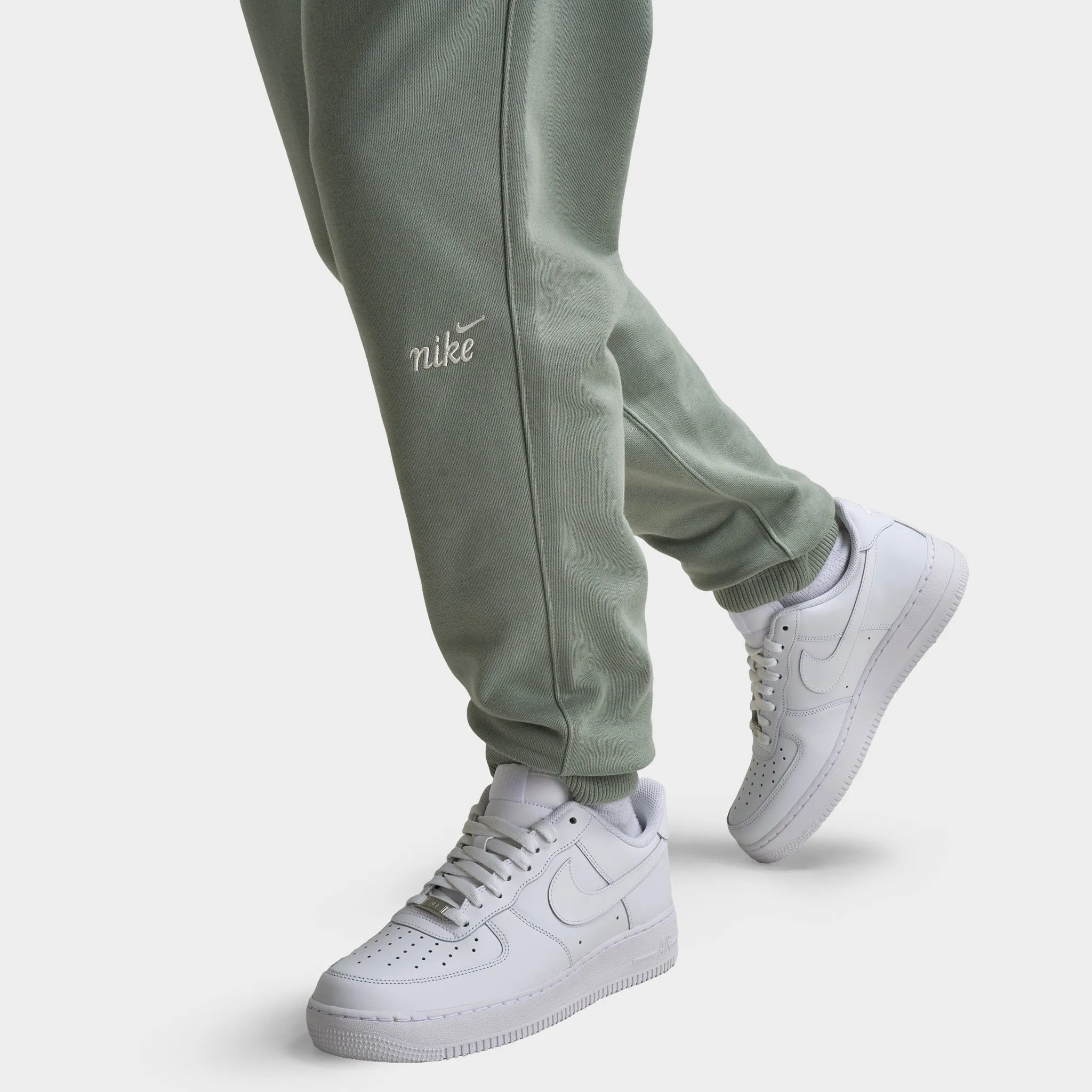 Nike Club Joggers Refined Jade Horizon / Sail