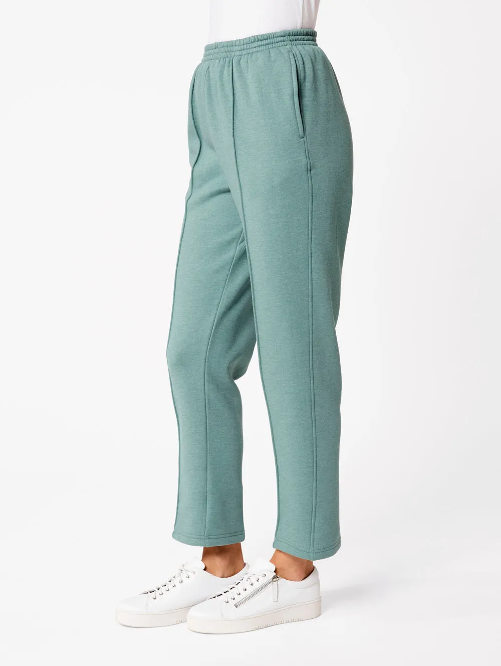 Snowy Mt Fleece Short Pant