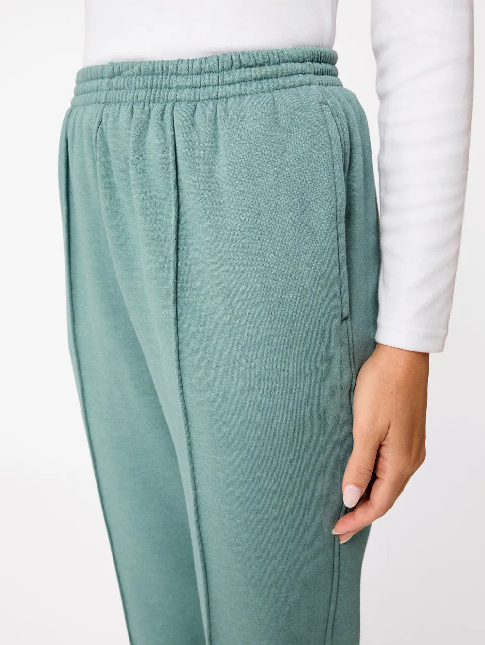 Snowy Mt Fleece Short Pant