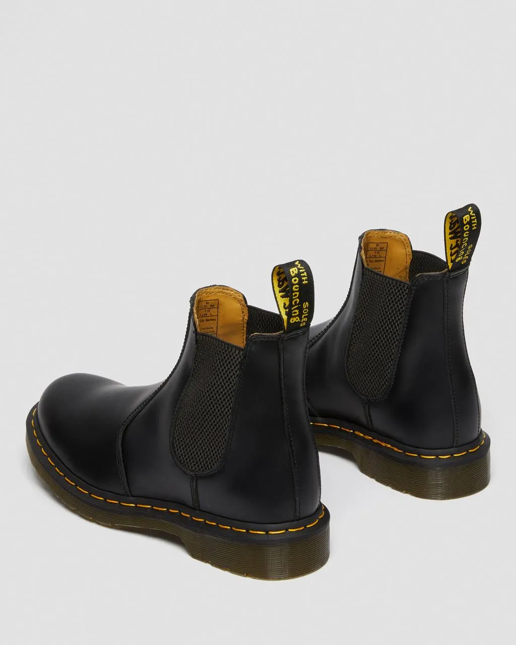 Unisex 2976 Yellow Stitch Smooth Leather Chelsea Boots Black Smooth