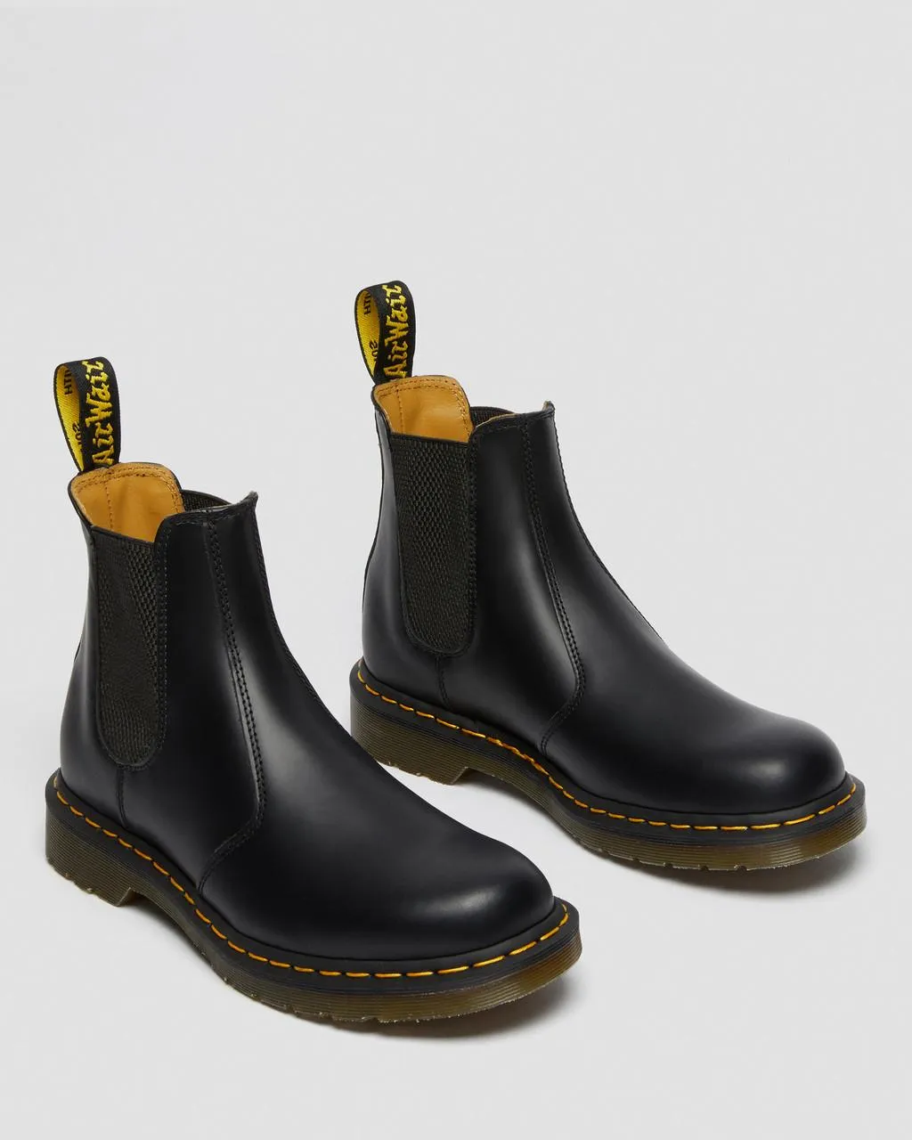 Unisex 2976 Yellow Stitch Smooth Leather Chelsea Boots Black Smooth